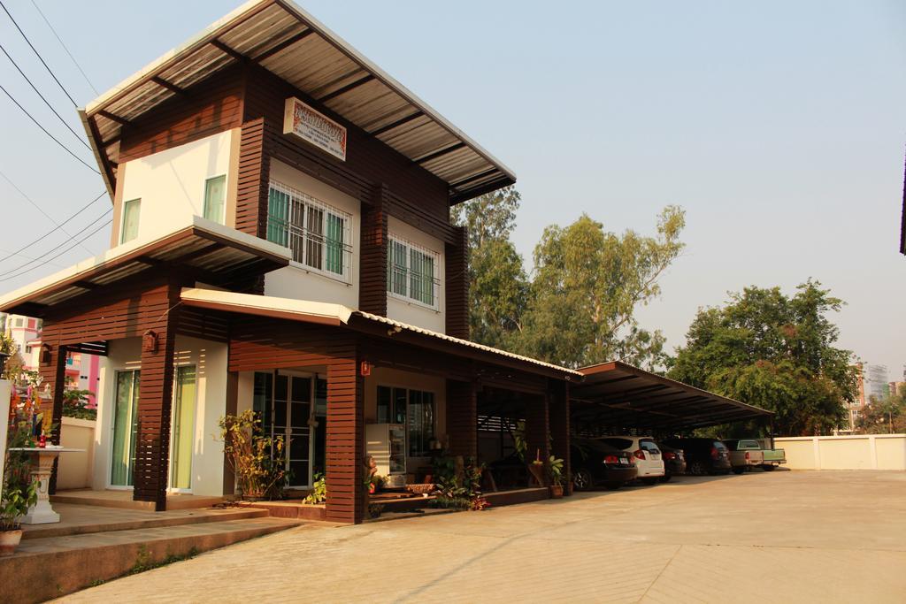 Hotel Pornkasem House Chiang Rai Exterior foto