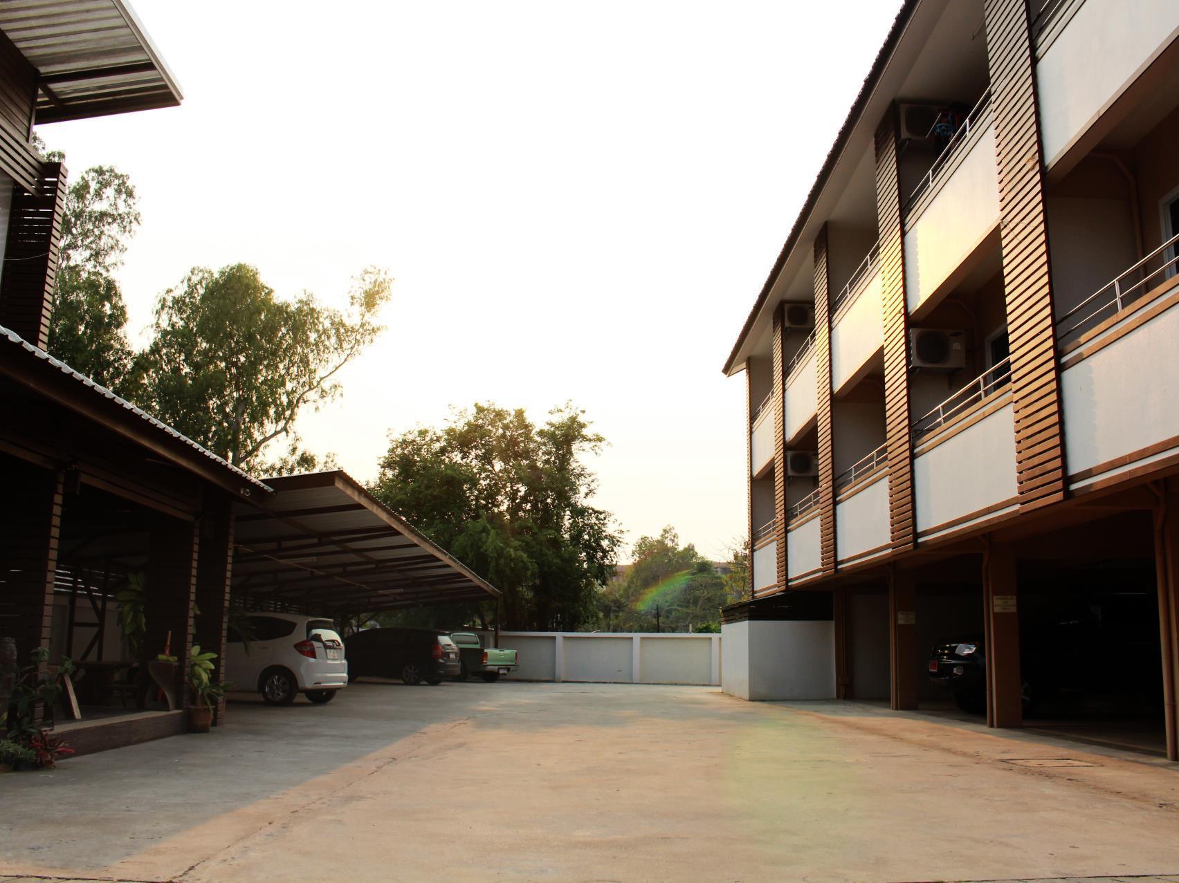 Hotel Pornkasem House Chiang Rai Exterior foto
