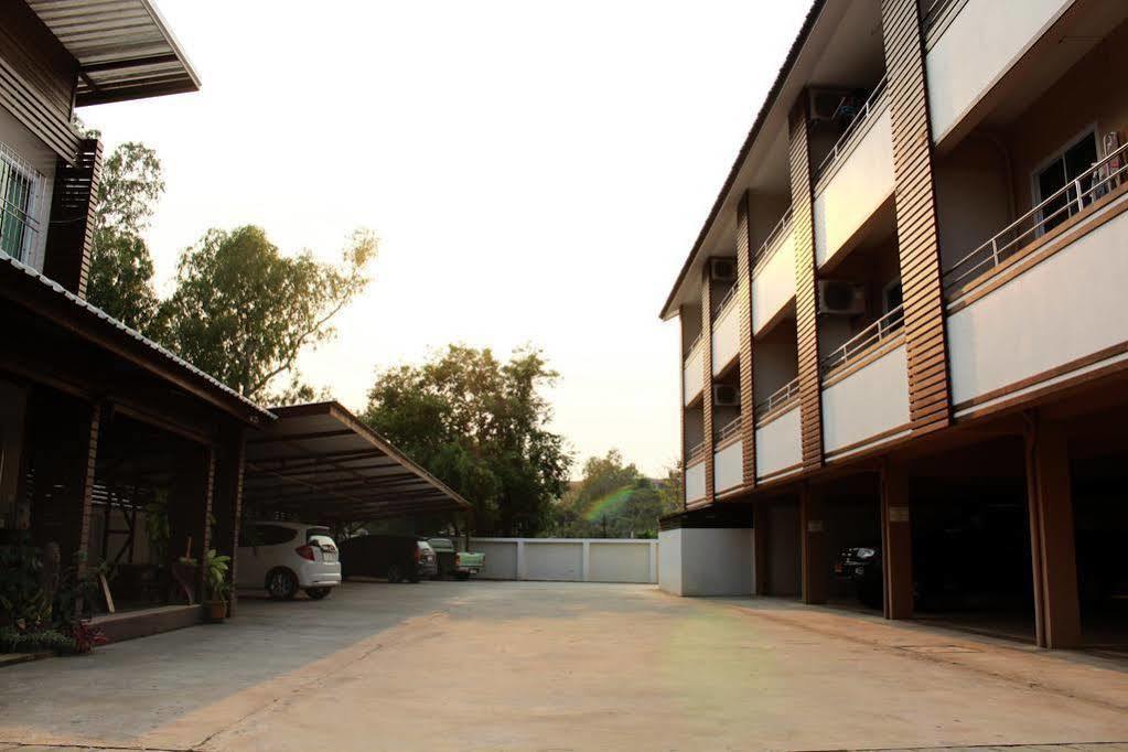 Hotel Pornkasem House Chiang Rai Exterior foto